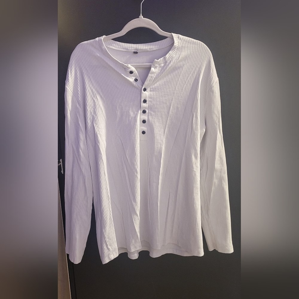 Dress shirt - t-shirt -2xl - used like new